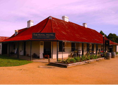 Gundaroo - Accommodation Broome 0