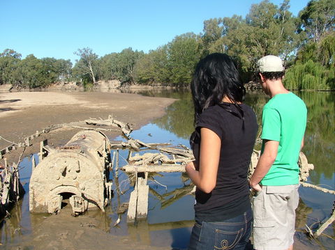 Paddle Steamer Wagga Wagga Wreck - Accommodation Broome 0