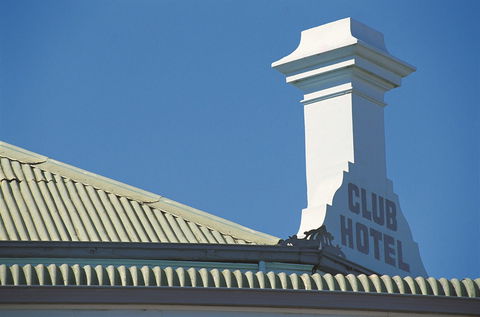 Southern Cross - Accommodation Broome 0