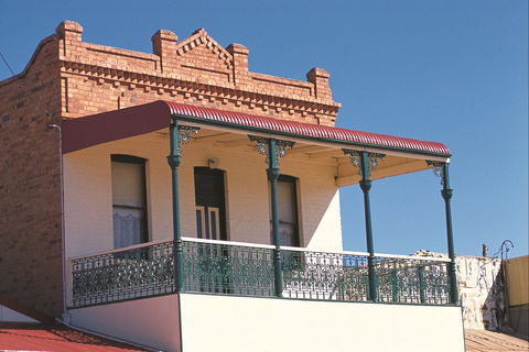 Southern Cross - Accommodation Broome 1