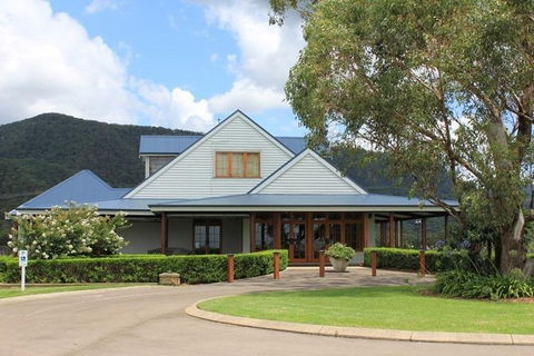 Audrey Wilkinson Vineyard: Picnic With Wine Masterclass Tasting - Accommodation Broome 5