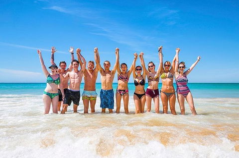 Oz Intro - 9 Day - Accommodation Broome 0