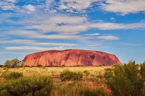 Explore Uluru: 7 Hours Guide Tour At Sunrise With Light Breakfast - Accommodation Broome 1