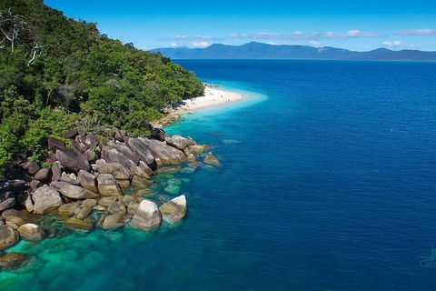 Fitzroy Island Catamaran Transfers From Cairns - Accommodation Broome 4