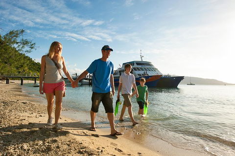 Fitzroy Island Catamaran Transfers From Cairns - Accommodation Broome 3