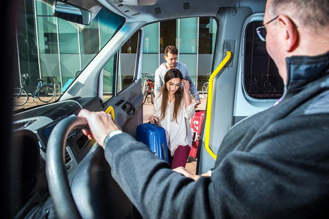 Cairns Airport (CNS) Departure Transfer (Cairns Hotels To Cairns CNS Airport) - Accommodation Broome 4