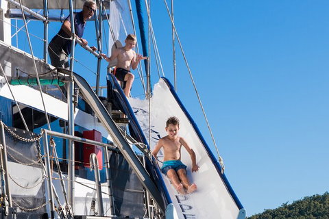 Day Sail The Whitsunday Islands On Atlantic Clipper From Airlie Beach - Accommodation Broome 7