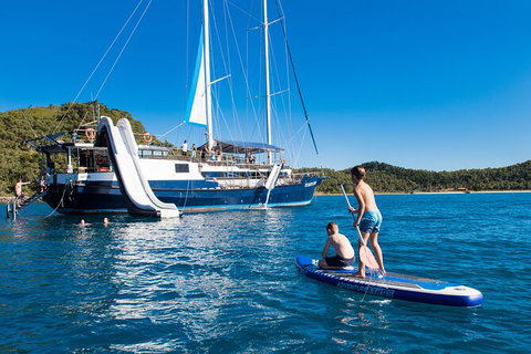 Day Sail The Whitsunday Islands On Atlantic Clipper From Airlie Beach - Accommodation Broome 9