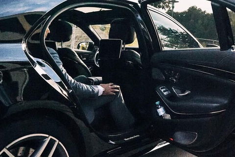 Arrival Private Transfers: Adelaide Airport ADL To Adelaide In Business Car - Accommodation Broome 4
