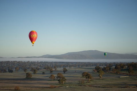 Private Sunrise Balloon Flight Over Mansfield - Accommodation Broome 4