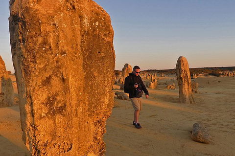Private, Luxury Pinnacles Tour: Stargazing, Sand-boarding & Sightseeing - Accommodation Broome 2