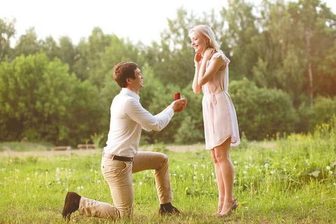 Romance Cruise + Scenic Tour + Beer Tasting + 3 Course Lunch + Hamper - Accommodation Broome 0