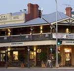 Coopers Alehouse at the Earl - Accommodation Broome