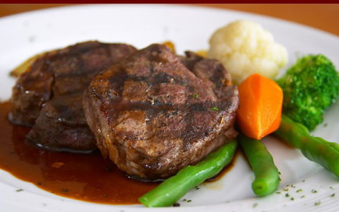 R. G. Mcgees Hotel Restaurant - Accommodation Broome 0