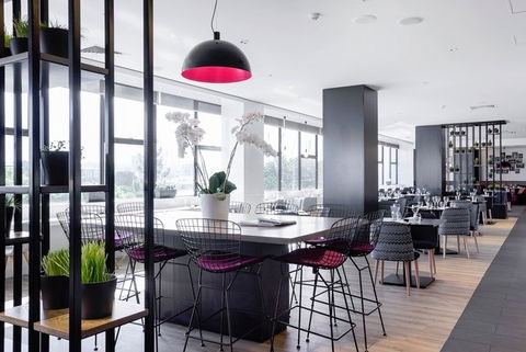 MRepublic Restaurant, Bar And Lounge - Accommodation Broome 1