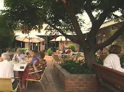 Georgies Cafe Restaurant - Accommodation Broome 2