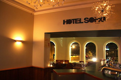 Hotel SOHO - Accommodation Broome 1