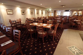 Hibernian Hotel Beechworth - Accommodation Broome 2