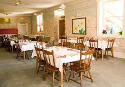 Prioiry Hotel - Accommodation Broome 0