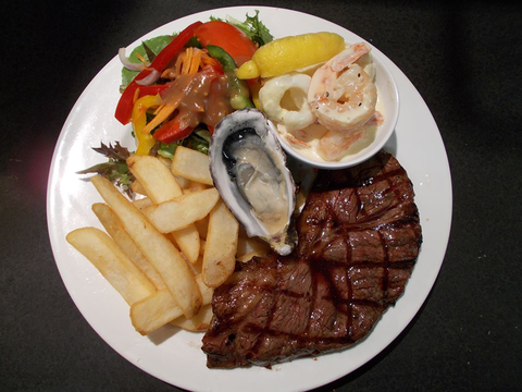 Berserker Tavern - Accommodation Broome 1