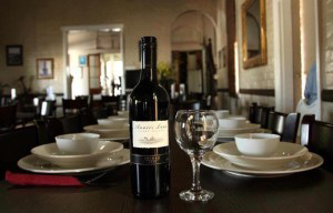 Grand Hotel (Mount Morgan) - Accommodation Broome 2