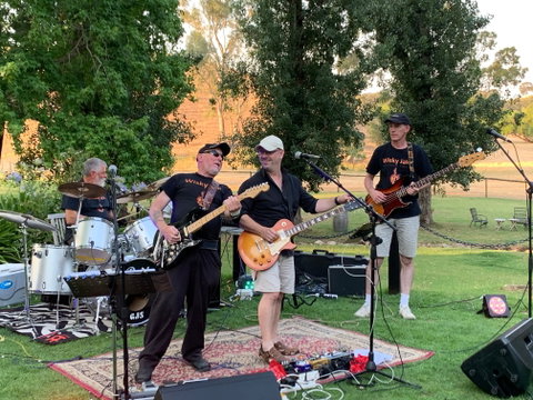 Angas Plains Wines Live In The Vines, With The Band -Wisky Jak - Accommodation Broome 2