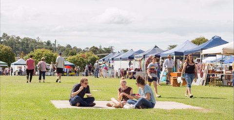 Seasons Of New England Expo - Accommodation Broome 0