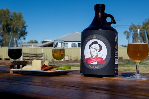 Beer And Wine O'Clock At Club Boutique Hotel Cunnamulla - Accommodation Broome 2