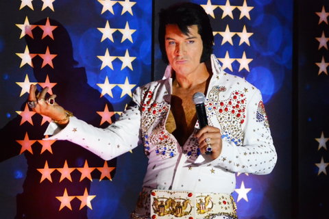Elvis Forever - Damian Mullin 'Up Close And Personal' - Accommodation Broome 2