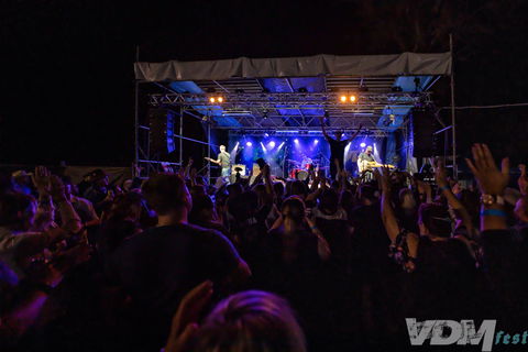 VDM Fest - Rock Edge Country Music Festival - Accommodation Broome 1