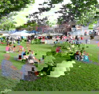 Young and Region Farmers Markets - Accommodation Broome