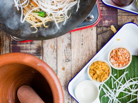 Thai Masterclass - Pad Thai - Accommodation Broome 0