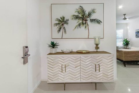 Island Views - Accommodation Broome 2