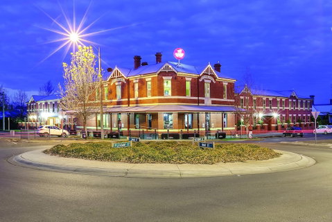 Lake Inn Ballarat - Accommodation Broome 2