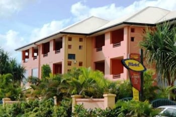 Kacys Bargara Beach Motel - Accommodation Broome 0