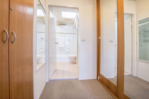 84 The Spit Holiday Apartments - Accommodation Broome 7