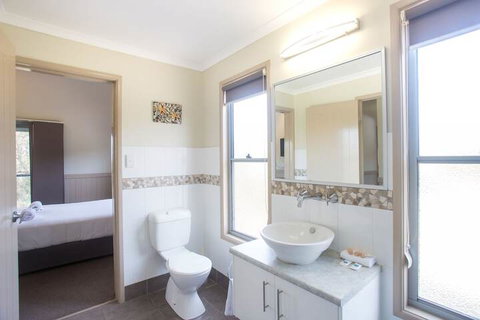 Halifax Holiday Park - Accommodation Broome 7