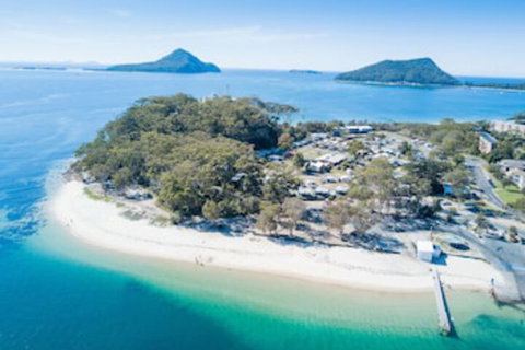 Halifax Holiday Park - Accommodation Broome 0