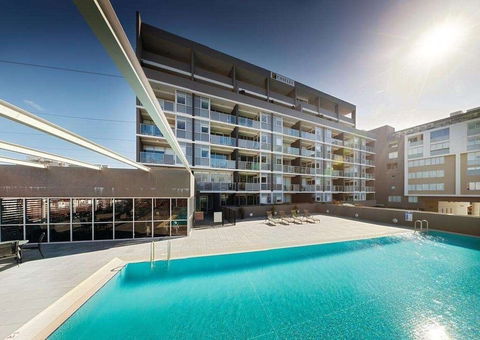Honeysuckle Executive Apartments - Accommodation Broome 0