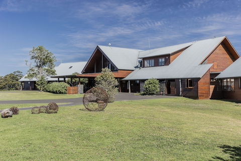 Spicers Peak Lodge - Accommodation Broome 0