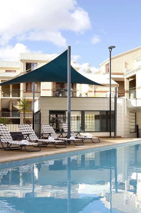 Mont Clare Boutique Apartments - Accommodation Broome 1