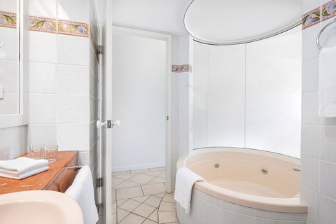 BreakFree Royal Harbour - Accommodation Broome 6