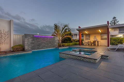 Platinum International - Accommodation Broome 0