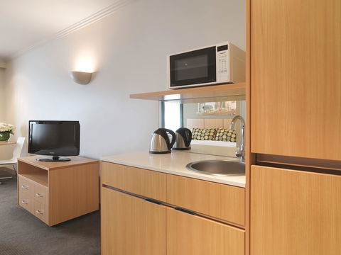 Travelodge Hotel Melbourne Southbank - Accommodation Broome 6