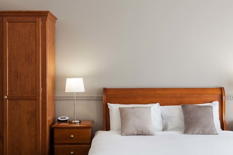 Majestic Tynte Street Apartments - Accommodation Broome 3