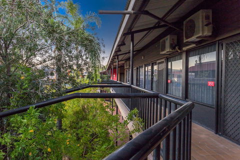 Diplomat Motel Alice Springs - Accommodation Broome 3