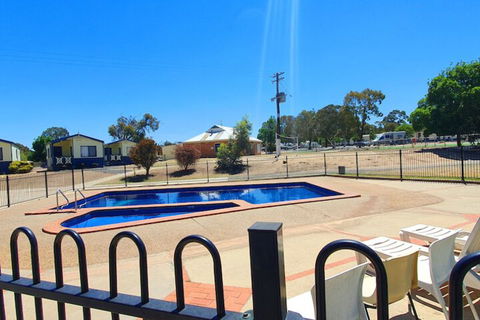 Capital Country Holiday Park - Accommodation Broome 5