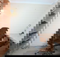 Accommodate Canberra - The Avenue - Accommodation Broome