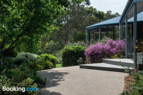The Linden Bed & Breakfast - Accommodation Broome 7