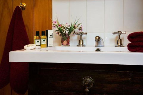 Maldons Eaglehawk Motel - Accommodation Broome 3